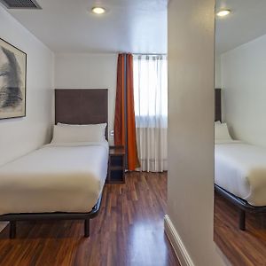 Legacy Single Room